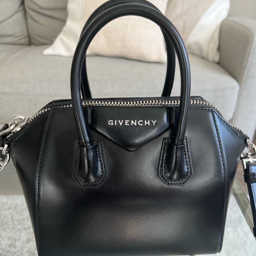 Givenchy Mini Antigona bag in box leather